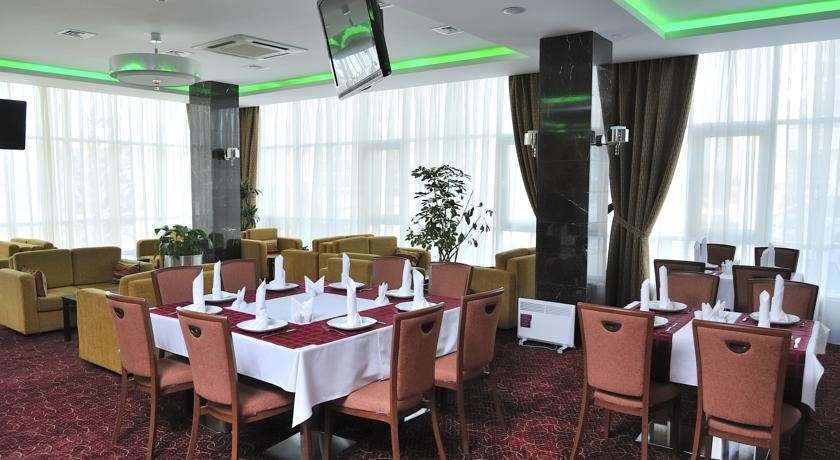 Inn Ozz Astana Restoran foto